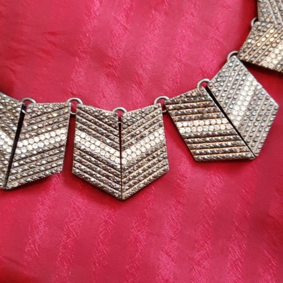 Necklace - Picture 3 of 4